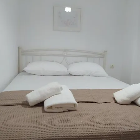 Nikol's House Дом отдыха Полихроно